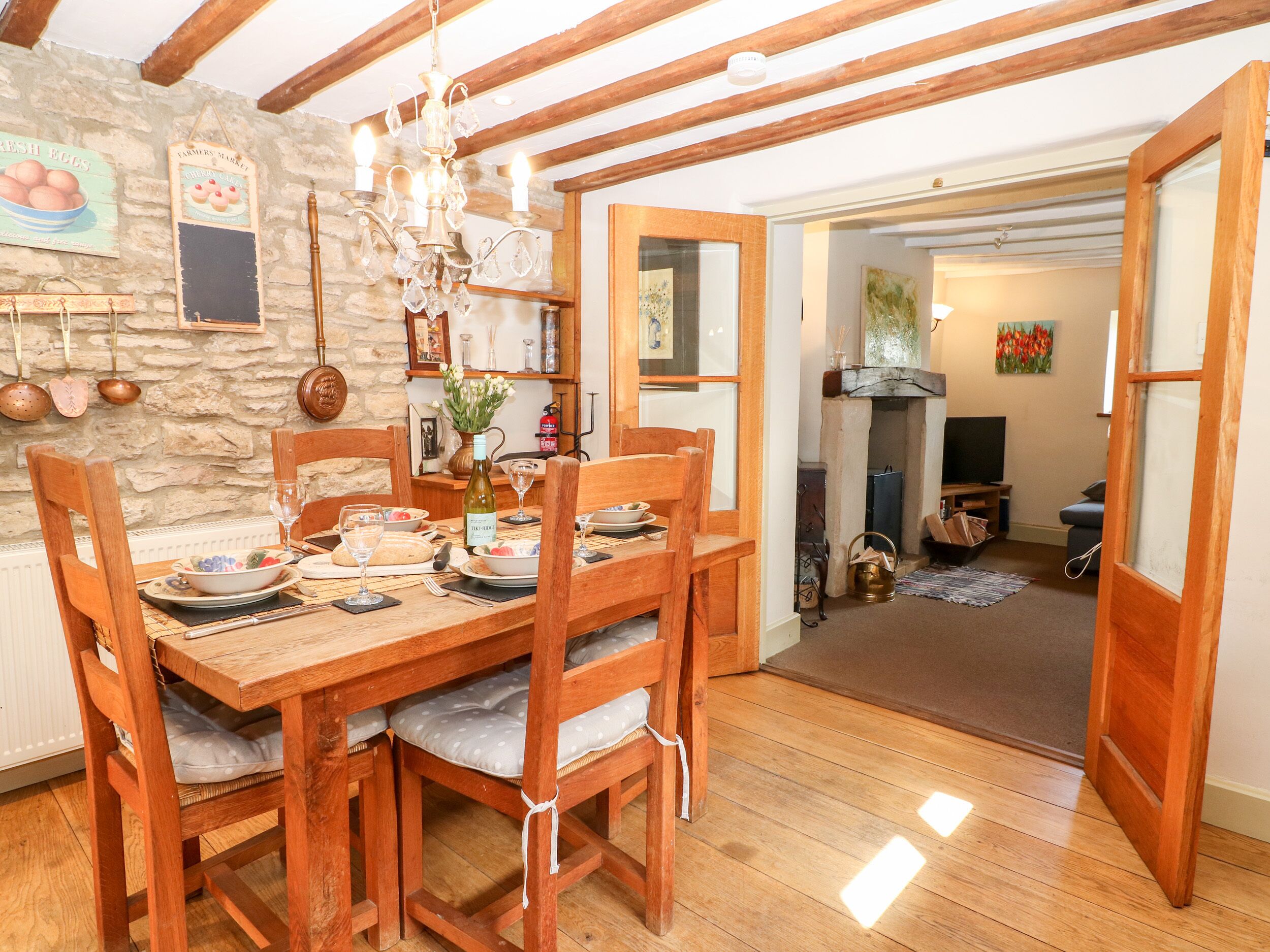 Cottage | Dining
