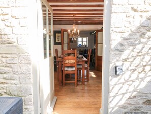 Cottage | Dining - Carter's Cottage (Cheltenham)