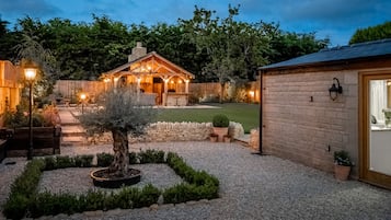 Cottage | Interior