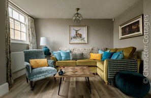 คอทเทจ | ภายใน