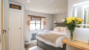 Stuga | 2 sovrum, individuell inredning, unika möbler och gratis wi-fi