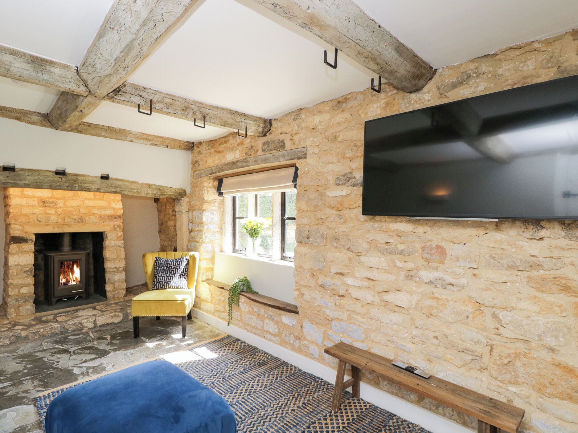 Cottage | Interior