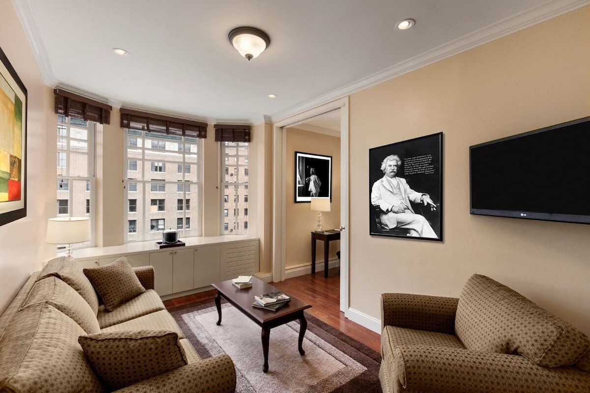 Enjoy Striking NYC Views! 3 Comfortable Spaces, Close to Statue of Liberty
