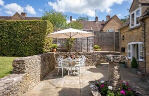 Cottage | Balcony - Weir Cottage (Cheltenham)