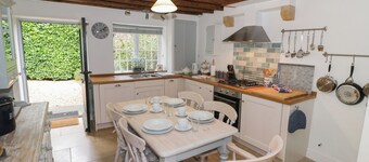 Jackdaw Cottage