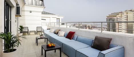 Rooftop terrace