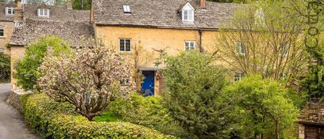 Cottage | Exterior