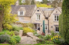 Cottage | Interior - Willow Cottage (Cheltenham)
