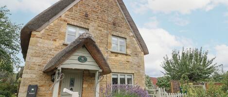 Cottage | Front of property