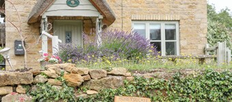 Honeysuckle Cottage