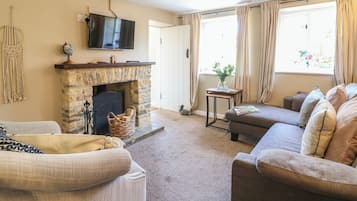 Cottage | Living area