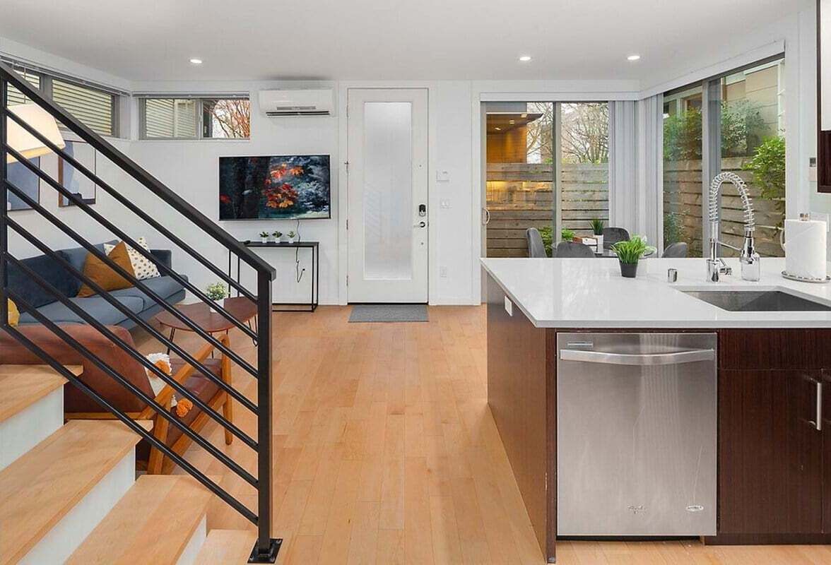 المنشأة من الداخل