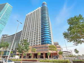 Exterior - Unlock Metropolis (Dubai)