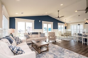 Tv, eldstad och tv-spel