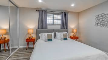 3 bedrooms, iron/ironing board, travel cot, free WiFi