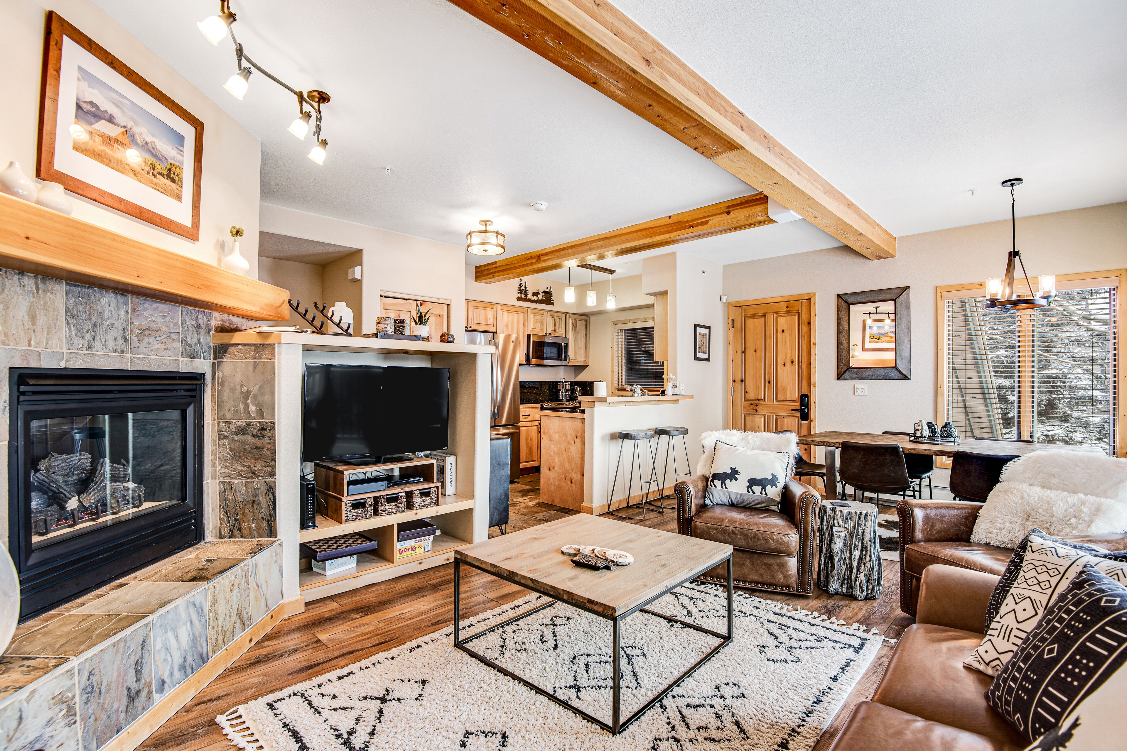 TV, fireplace, DVD player