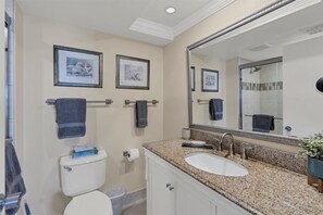 تجهيزات دش، مجففات شعر، مناشف، صابون