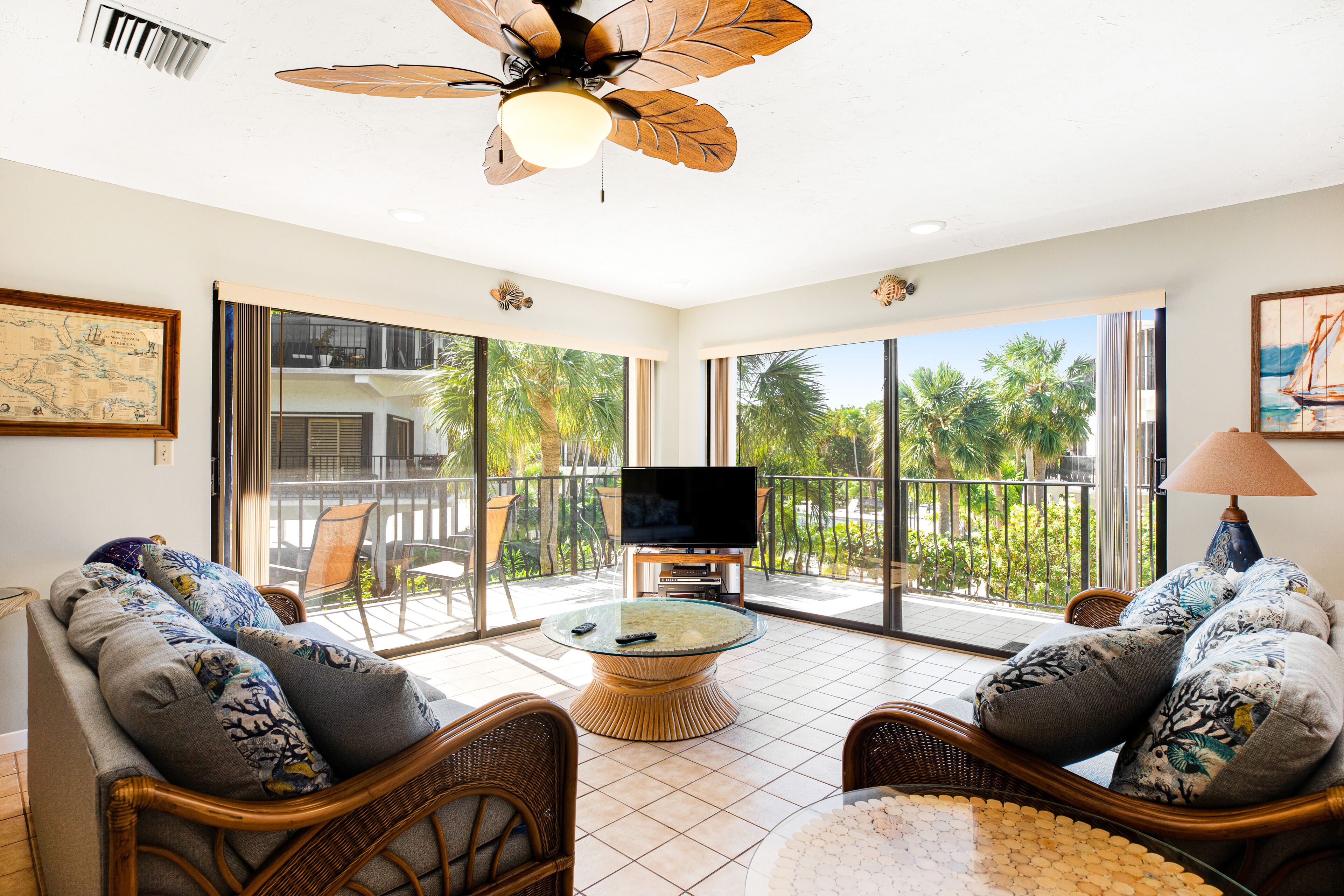 Second Floor Condo with Shared Pool, Shared Dock, Central AC, WiFi, and W/D