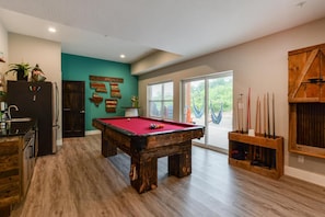 Hus (Livin' The Dream Lite- INDOOR POOL! H) | Exteriör