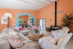 Interior - Villa Longa by Balearic Villas (Pollensa)