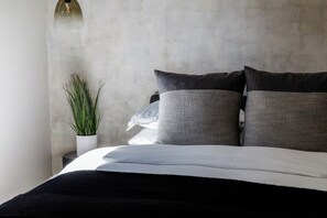 5 bedrooms, desk, iron/ironing board, travel cot - Kallio at Hara Homes Luxury Stay (Leavenworth)