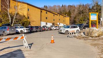 Enceinte de lâhĂ©bergement