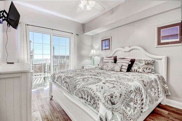 5 bedrooms, iron/ironing board, WiFi, bed sheets