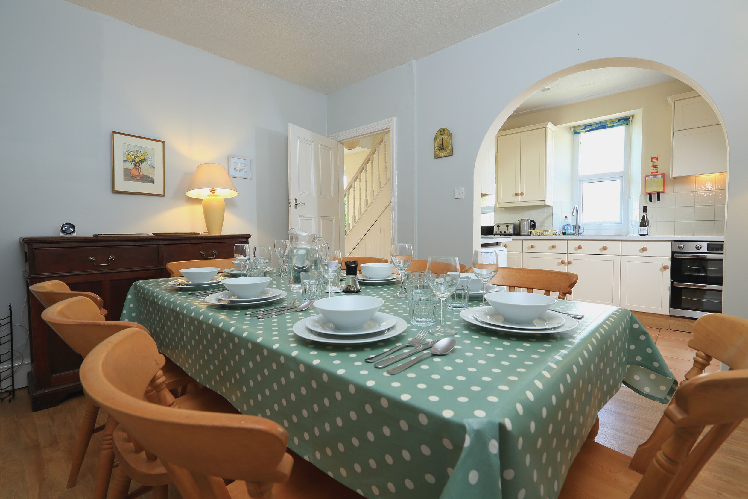 Cottage | Dining