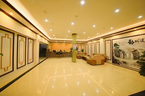 Jinhuang Hotel