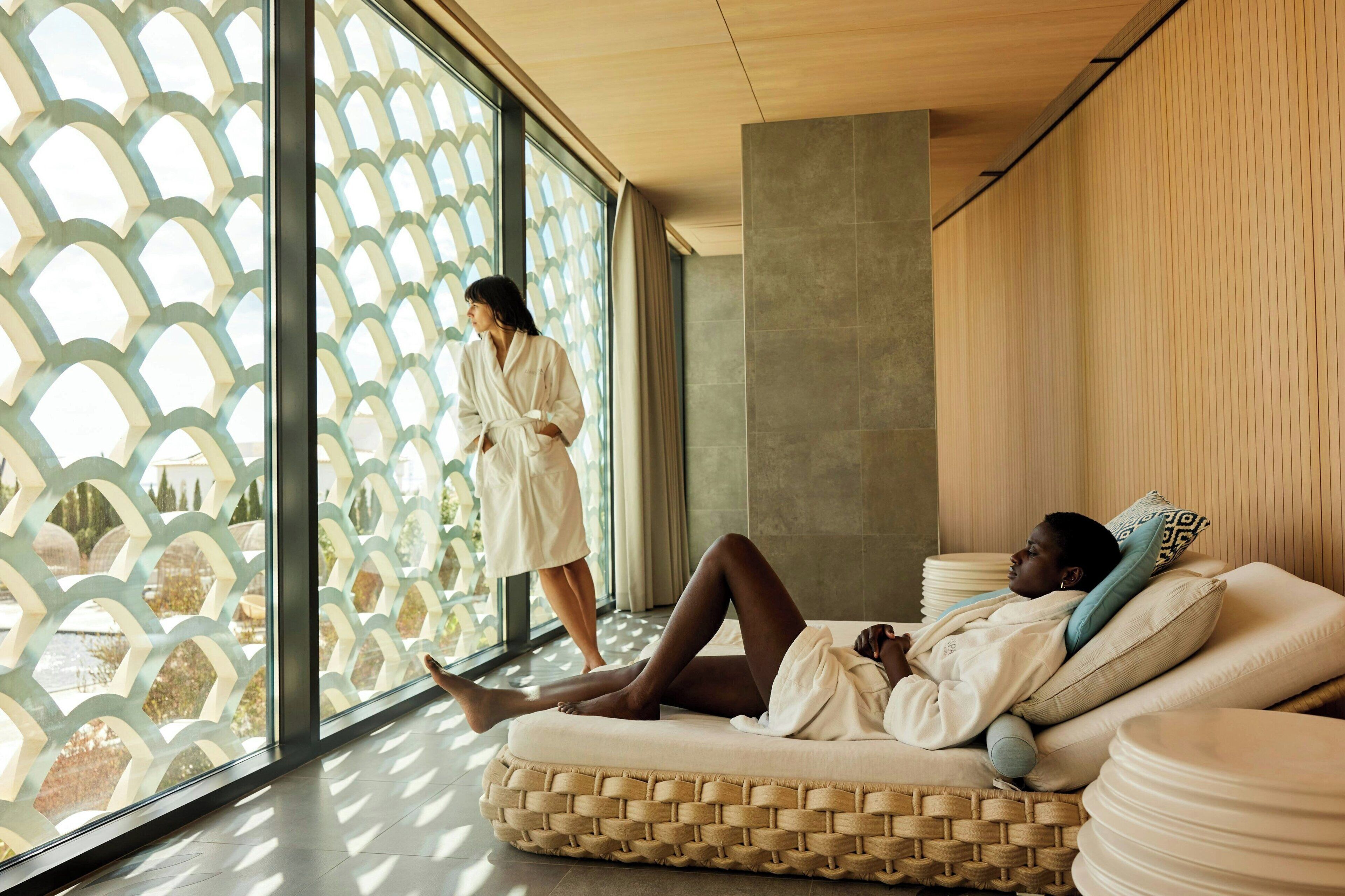 Couples treatment room(s), body treatments, body wraps, body scrubs