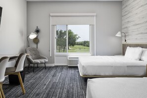 In-room safe, desk, laptop workspace, free WiFi - TownePlace Suites by Marriott San Antonio Universal City/Live Oak (Selma)
