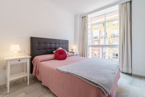 2 makuuhuonetta, ilmainen Wi-Fi, vuodevaatteet