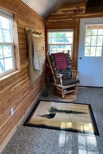 Tom & Jerri's Rustic Cabin located on the lake