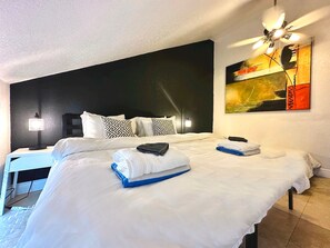 Villa | 11 bedrooms - 14 Room Golf Tennis Villa (Davenport)