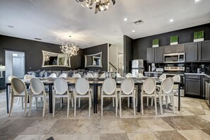 Villa | 11 bedrooms - 14 Room Golf Tennis Villa (Davenport)