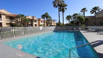 Apartment | 1 bedroom, iron/ironing board, travel crib, WiFi