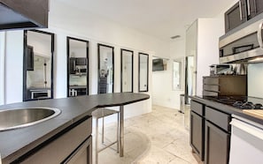 House | 1 bedroom, iron/ironing board, WiFi