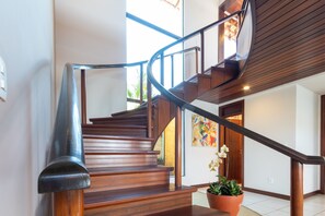 5 soverom og wi-fi (inkludert)