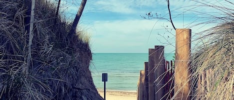 Beach nearby, sun-loungers
