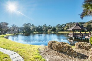 Condo (2 Bedrooms) | Property amenity