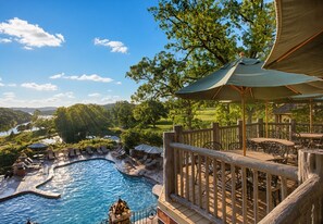 Outdoor dining - Wilderness Club™ at Big Cedar® - 1 Bedroom Lodge (Ridgedale)