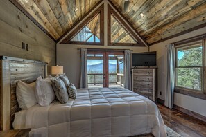 3 soverom, reiseseng for barn, wi-fi (inkludert) og sengetøy