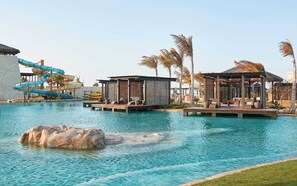 Outdoor pool, an infinity pool