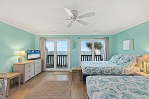 3 bedrooms, iron/ironing board, free WiFi, bed sheets - Largo Mar 166 ** 3 Bed, 3 Bath ** Beachfront 3-story Paradise (Panama City Beach)
