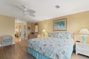 3 chambres, fer et planche à repasser, accès au Wi-Fi (inclus)