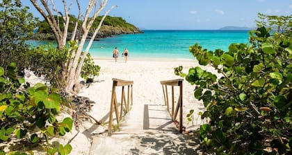 BVI Crewed Sailing Island Charters, Dining, Drink Package. VRBO Deposit ONLY.