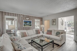 Smart-TV, DVD-Player