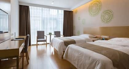 GreenTree Hotel (Nantong University International Exhibition Center)