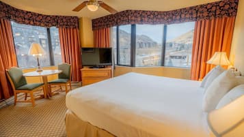 1 bedroom, in-room safe, iron/ironing board, WiFi (free)