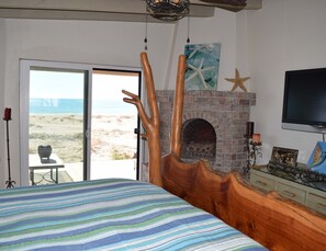 5 bedrooms, iron/ironing board, travel crib, free WiFi